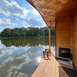Дом на воде Ева