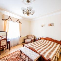 Таврическая — e39a05fe2c6e5022ab041b344371195d