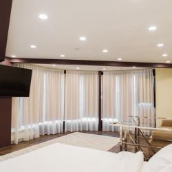 Фото Отель Luxury (Лакшери)