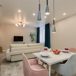 Фото Апартаменты на Холмогорова 21а