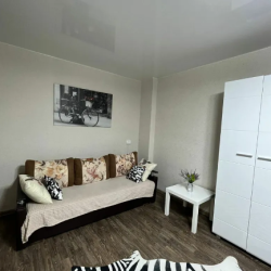 Фото Апартаменты в 7-м микрорайоне 27