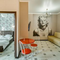 Фото Апартаменты на улице Варфоломеева