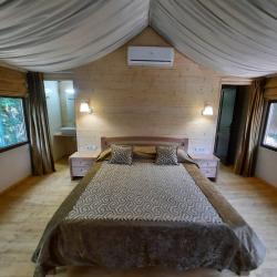 Домик с джакузи