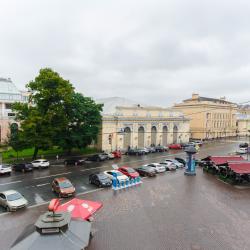 Номер люкс улучшенный с 1 двуспальной кроватью