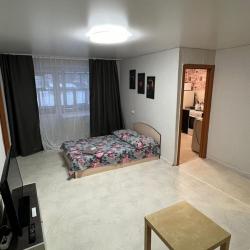 Фото Апартаменты на улице Чкалова 33