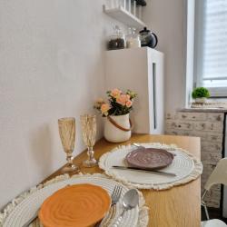 Фото Апартаменты Apart Aprel на улице Минина 3а