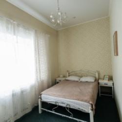 Номер стандарт с 1 двуспальной кроватью
