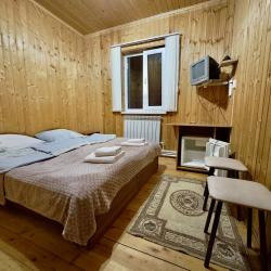 Номер стандарт с 1 двуспальной кроватью
