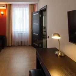 Номер стандарт с 2 односпальными кроватями (с завтраком)