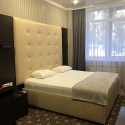 Номер стандарт улучшенный с 1 двуспальной кроватью