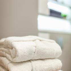 Фото Апартаменты VisitNovorossiysk (Визит) на набережной Адмирала Серебрякова