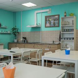 Кровать в 8-местном общем номере (общие удобства)