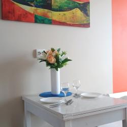 Фото Апартаменты на улице Сухановская