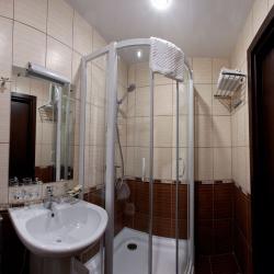 Номер стандарт с 1 двуспальной кроватью