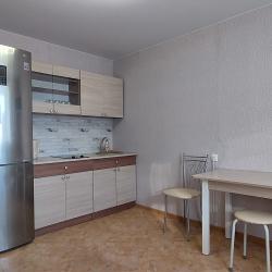 Фото Апартаменты на улице Саратовская