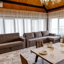 Номер люкс премиум (мансарда)