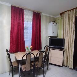 Фото Отель Дом около парка