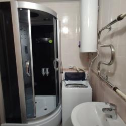 Фото Апартаменты на улице Адмирала Макарова 2