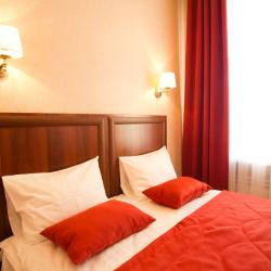 Номер стандарт с 1 двуспальной кроватью