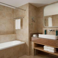 Фото Отель DoubleTree by Hilton Shymkent (Даблтри Хилтон )
