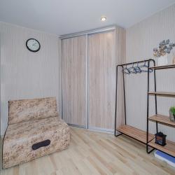 Фото Уютные апартаменты на улице Челюскинцев 27