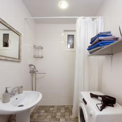 Фото Апартаменты на улице Островского 41