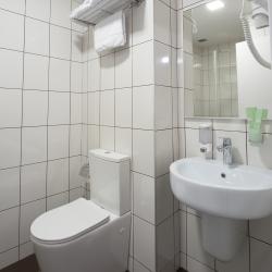 Номер комфорт с 1 двуспальной кроватью