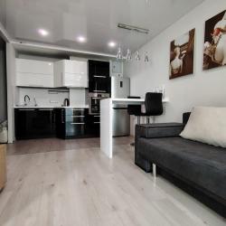 Апартаменты улучшенные г. Владивосток, ул. Жигура, 26, кв. 79