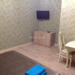 Номер полулюкс с 1 двуспальной кроватью