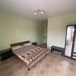 Номер стандарт с 1 двуспальной кроватью