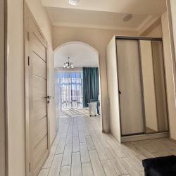 Фото Апартаменты на улице Кутаисская 1