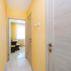 Фото Отель Квартирка-НСК в микрорайоне Горский 50