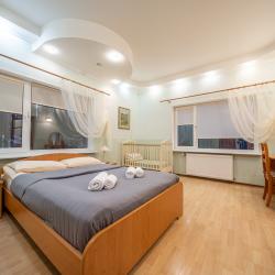 Большой коттедж с сауной