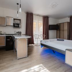 1-комнатные апартаменты студия № 10 с личной террасой !