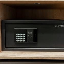 Номер люкс с 1 двуспальной кроватью
