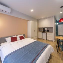 Фото Апартаменты на проспекте Масленникова 14А