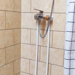 Номер стандарт семейный с 1 односпальной и 1 двуспальной кроватью