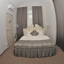 Фото Отель Жуков