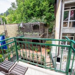 Комната стандарт с 1 двуспальной кроватью и балконом