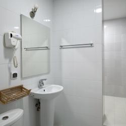 Номер стандарт с 1 двуспальной кроватью