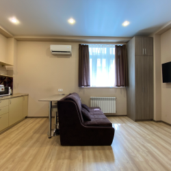 Апартаменты эконом г. Сочи, ул. Крымская 89, кв. 633
