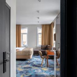 1-комнатные апартаменты студия для 3 гостей в V Hotel