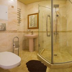 ART HOUSE HOTEL (Арт Хаус) — e83f342e1b2df6f93610764b0daaf95d
