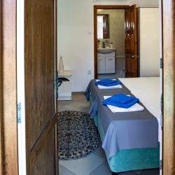 Комната полулюкс с 2 односпальными кроватями