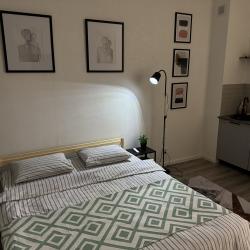 Фото Апартаменты на улице Мелик-Карамова 88