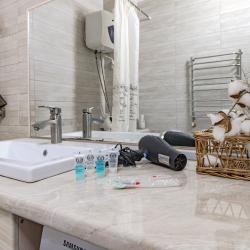 Фото Отель Вершина-ПВ на улице Камзина 41/1