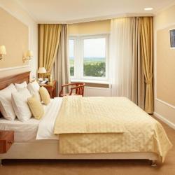 Фото Отель Октябрьская