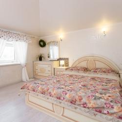 Фото Апартаменты SunVille (Санвиль) на улице Бутлерова