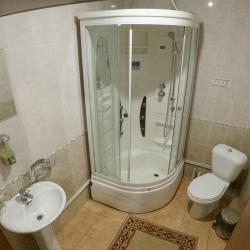 2-местный номер полулюкс с 1 односпальной кроватью