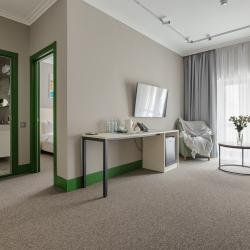 Фото Отель Green Door's (Грин Дорс)